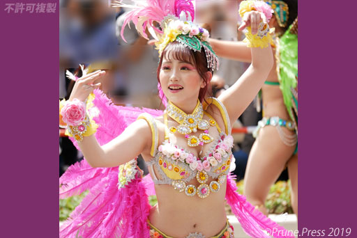 神戸　サンバ少女 b170521f8610 | 神戸まつりとサンバの祭り特集 by Prune Press